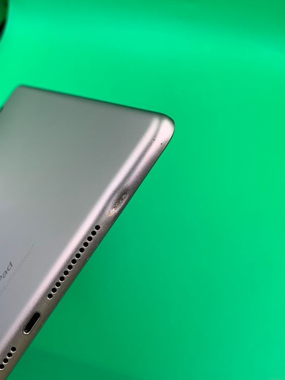  iPad 5 Wi-Fi+Cellular 32GB ڡ쥤 KDDI 