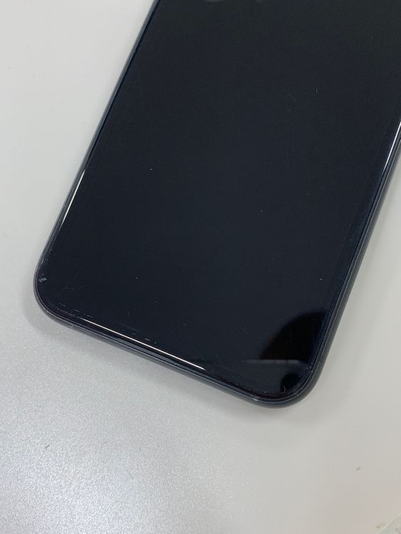  iPhone 11 64GB SIMե꡼ 85% ʰSIM docomo