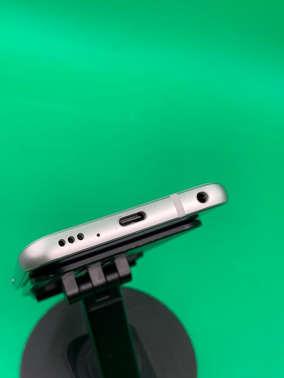 ������ LG style 64GB �ۥ磻�� SIM�ե꡼ ���������ɹ� docomo ��