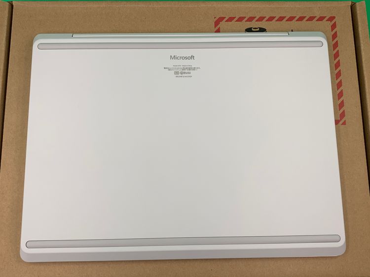 ̤���� Microsoft Surface Laptop Go 3 Core i5 8GB256GB