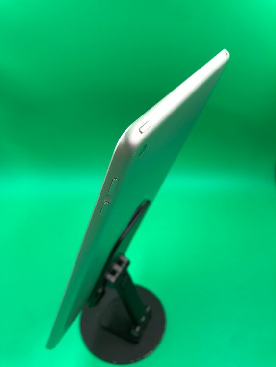 ����� iPad ��6���� Wi-Fi 128GB ��������85%  ����С�