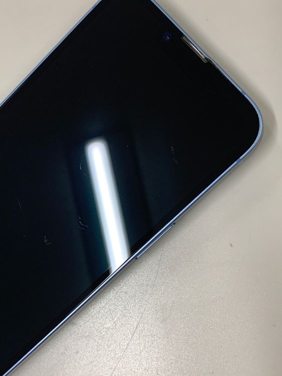 ���Хåƥ꡼���� iPhone 14 256GB �֥롼 SIM�ե꡼ ��������100%