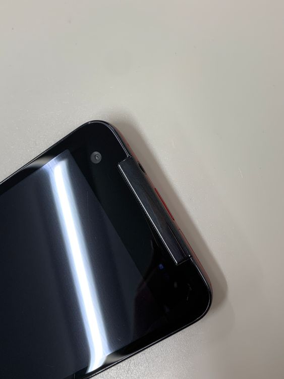 ������ HTC J butterfly 16GB ���������ɹ� �� �� HTL21 ��å�