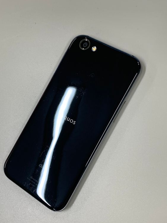 ������ AQUOS R 64GB �ޡ�����꡼�֥�å� SIM�ե꡼ KDDI ��