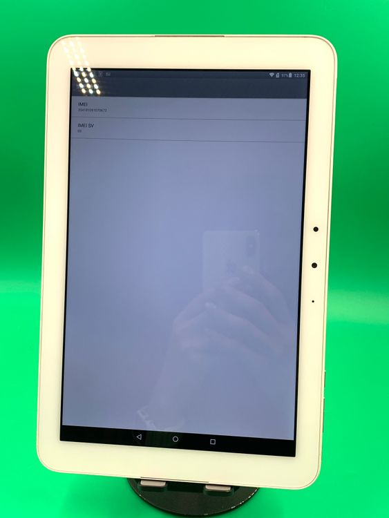 ������ Qua tab QZ10 32GB ���������ɹ� KDDI �� KYT33 �ۥ磻��