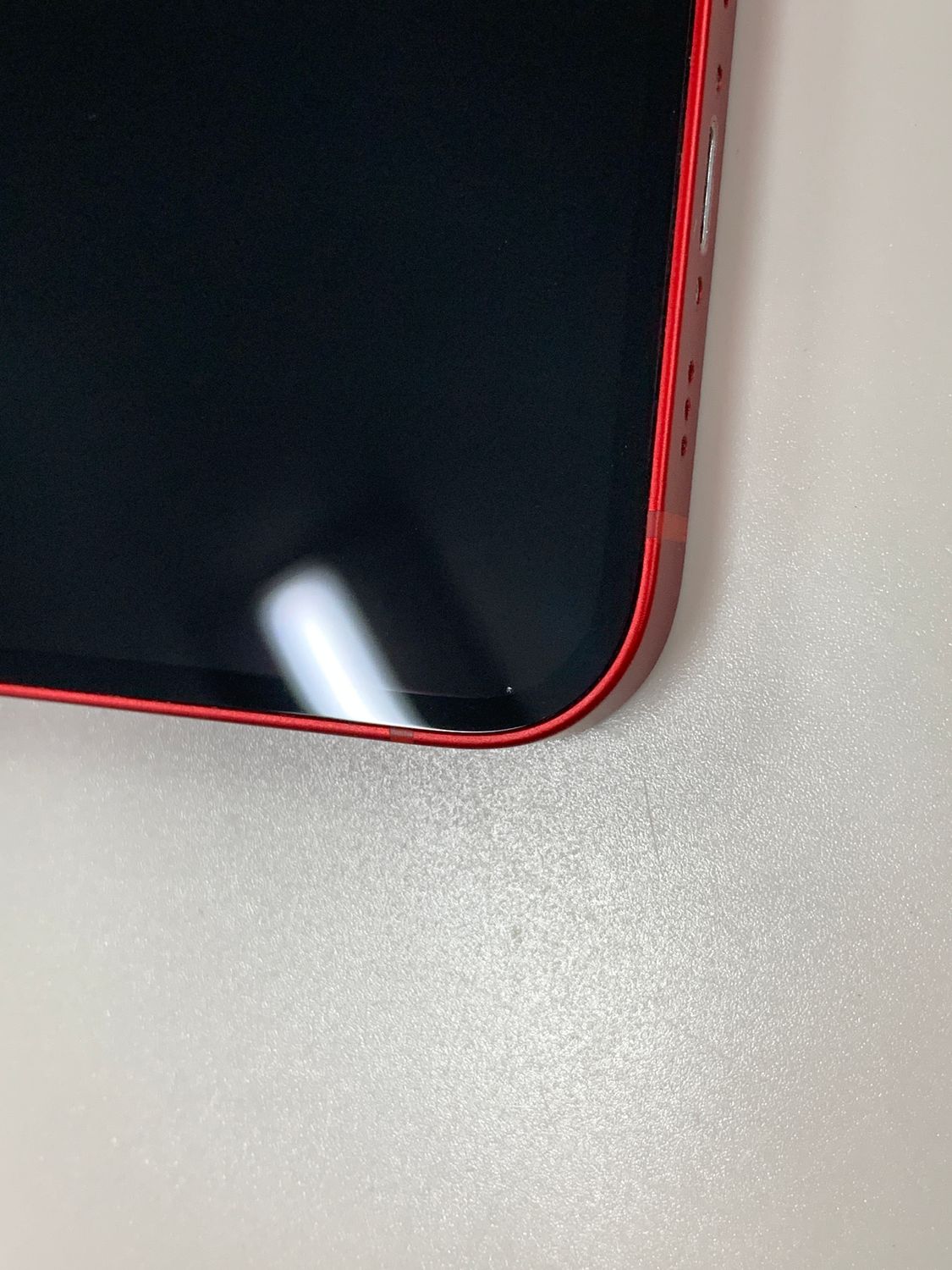 ムスビー｜☆美品 iPhone 13 128GB レッド SIMフリー 最大容量88% au