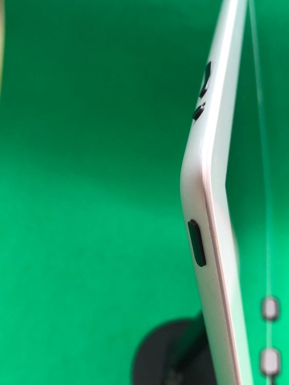 礤 iPad 4 Retina Wi-Fi 32GB White