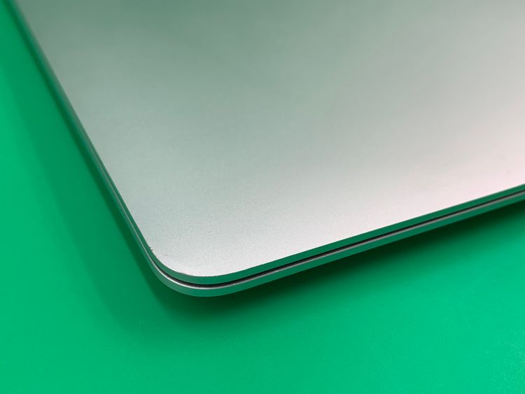 ����� MacBook Air 13����� M1���å� 8GB 512GB ����С�