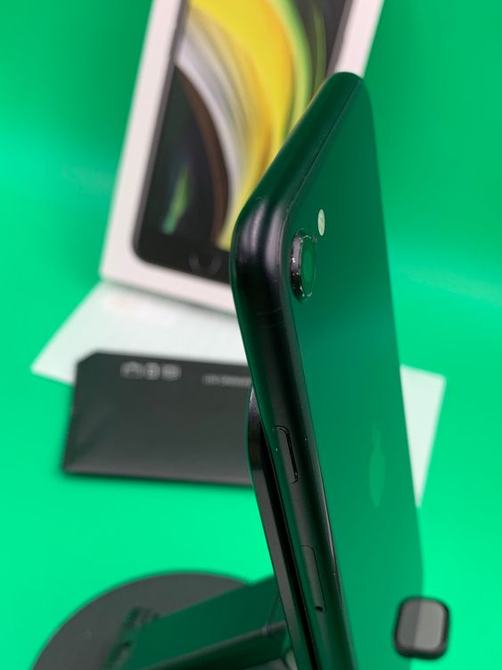 �����ʡ� ������ iPhone SE ��2���� 128GB ��������100% SoftBank ��