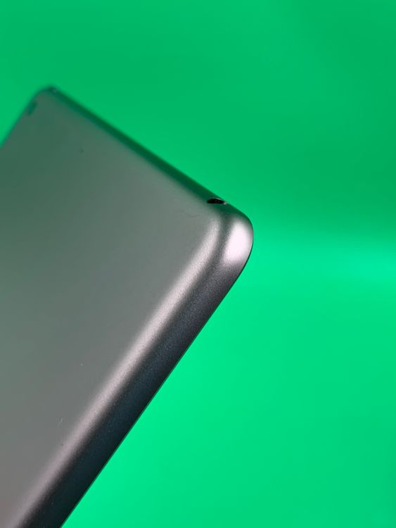 ����� iPad ��9���� Wi-Fi 64GB ���ڡ������졼 ��� ������