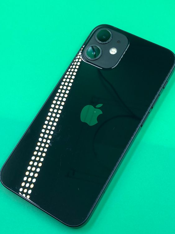 ���Хåƥ꡼���� iPhone 12 mini 64GB SIM�ե꡼ docomo ��