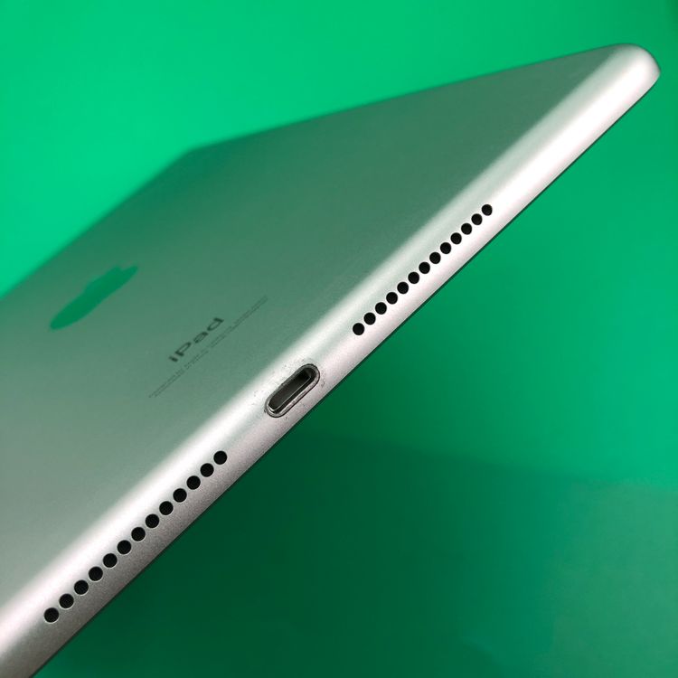 ������ iPad ��8���� Wi-Fi 32GB ����С� MYLA2 J/A