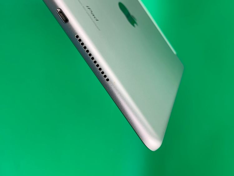  iPad 7 Wi-Fi+Cellular 32GB SIMե꡼ docomo 