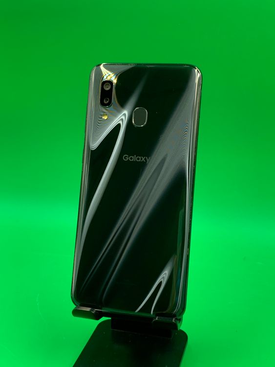 ���Хåƥ꡼���� Galaxy A30 64GB �֥�å� SIM�ե꡼ au ��