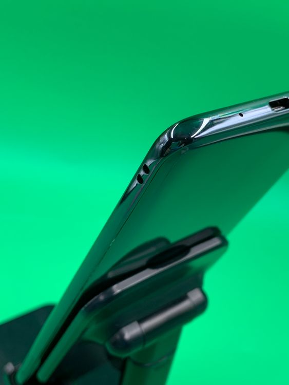 ���Хåƥ꡼���� Galaxy A30 64GB �֥�å� SIM�ե꡼ au ��