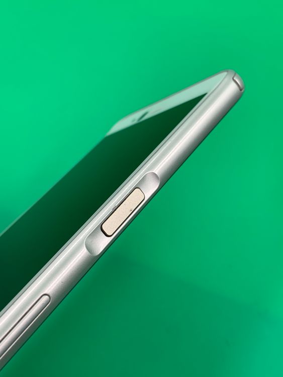 ����� arrows Be 32GB SIM�ե꡼ ���������ɹ� �ʰ�SIM�� docomo ��