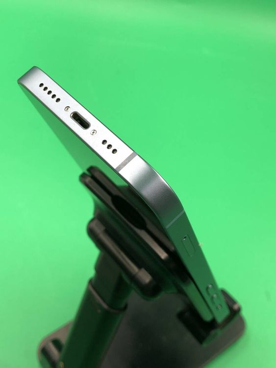 ���� iPhone 14 128GB �֥롼 ��������84%