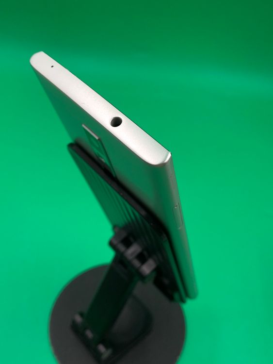���������� URBANO V04 64GB SIM�ե꡼ ���������ɹ� au ��