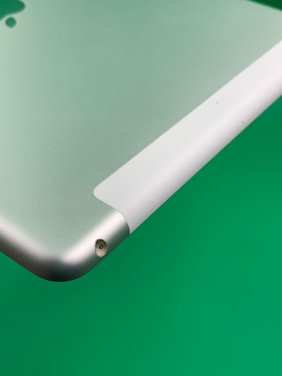 ������ iPad ��9���� Wi-Fi+Cellular 64GB SIM�ե꡼