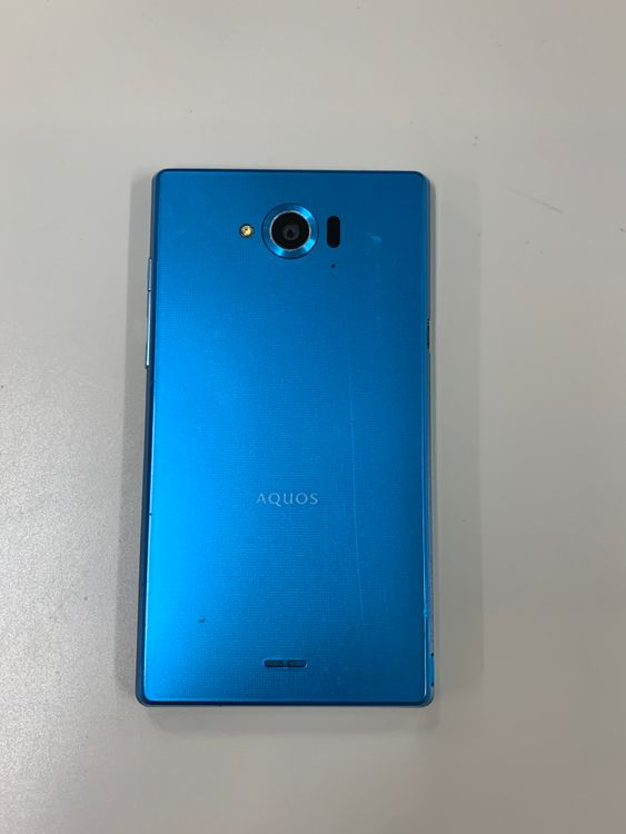 ����� AQUOS ZETA 32GB ���������ɹ� docomo �� SH-01G �֥롼