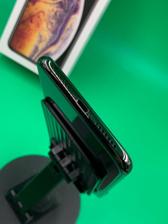 ����� iPhone Xs Max 256GB ���ڡ������졼 SIM�ե꡼ KDDI ��