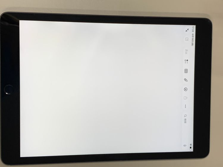 �����礤���� iPad ��9���� Wi-Fi+Cellular 64GB ��������96%