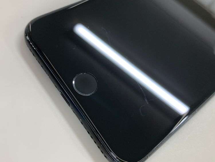 ���Хåƥ꡼���� iPhone 7 Plus 128GB SIM�ե꡼ KDDI ��