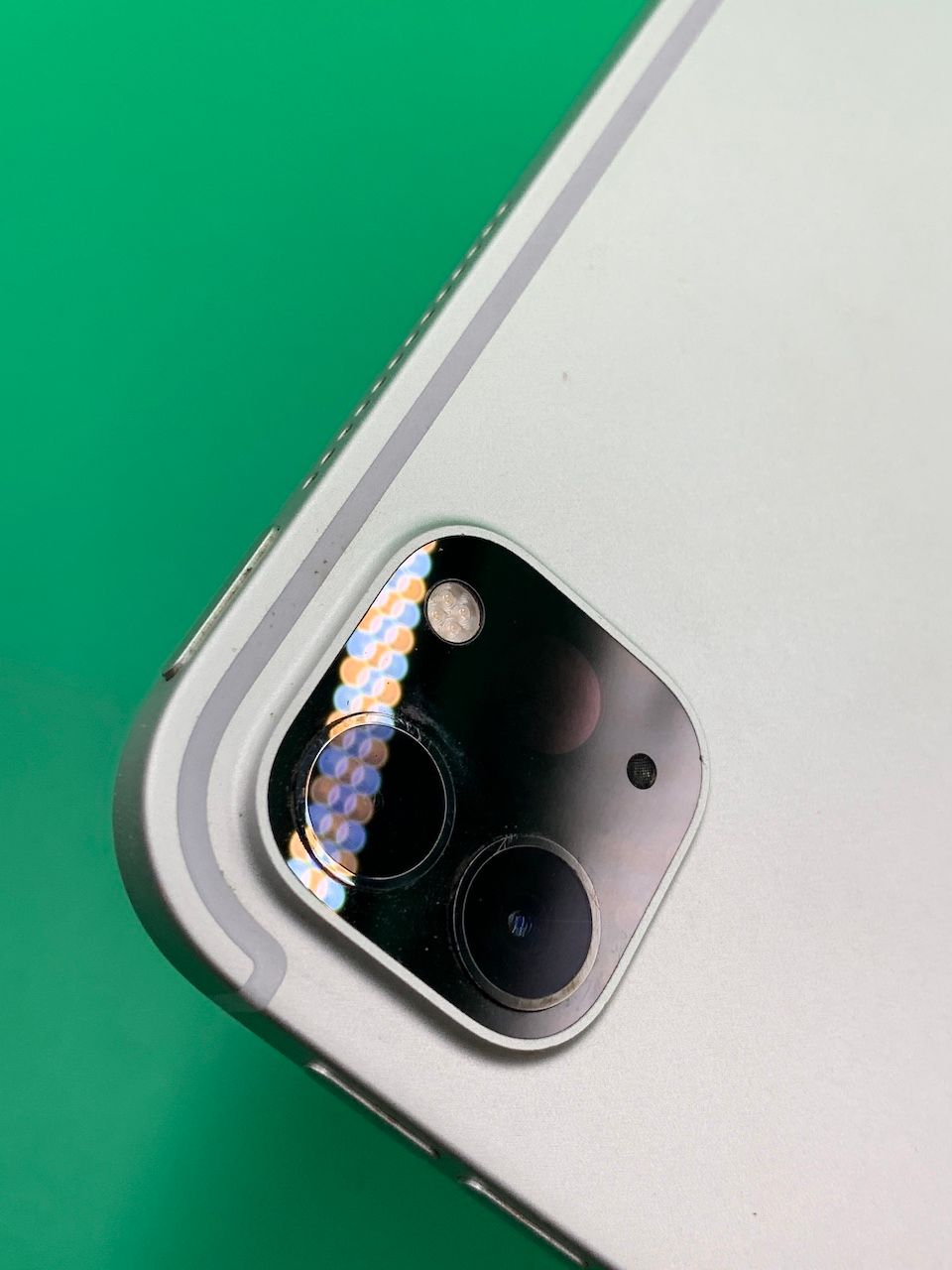 iPad Pro11インチ「第2世代」Wi-Fi+CellularSIMフリー 11インチiPad Pro Wi-Fi + Cellular 128GB - シルバー（第2世代