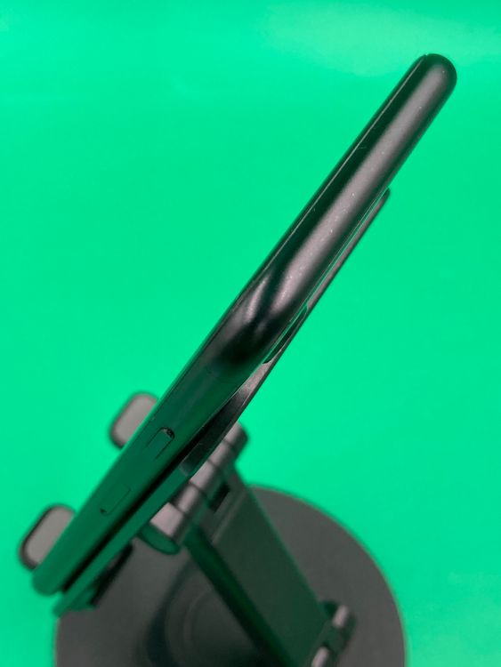 Хåƥ꡼ iPhone SE 2 128GB ֥å SIMե꡼