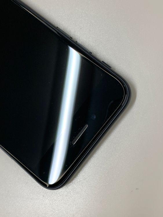 ������ iPhone SE ��2���� 64GB �֥�å� ��������100%  KDDI ��