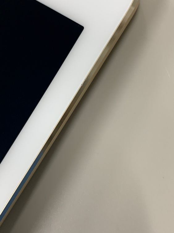 iPad Air ��2���� Wi-Fi + Cellular 16GB������� SIM�� ����Ǥ���