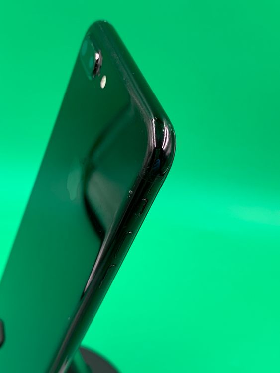 ����� iPhone 7 Plus 128GB �����åȥ֥�å� docomo ��