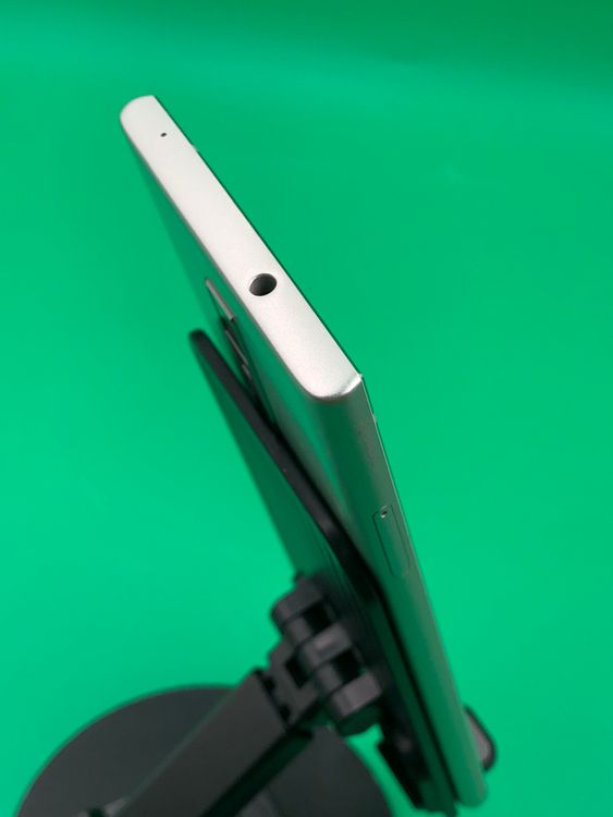 ������ URBANO V04 64GB SIM�ե꡼ ���������ɹ� au �� H2