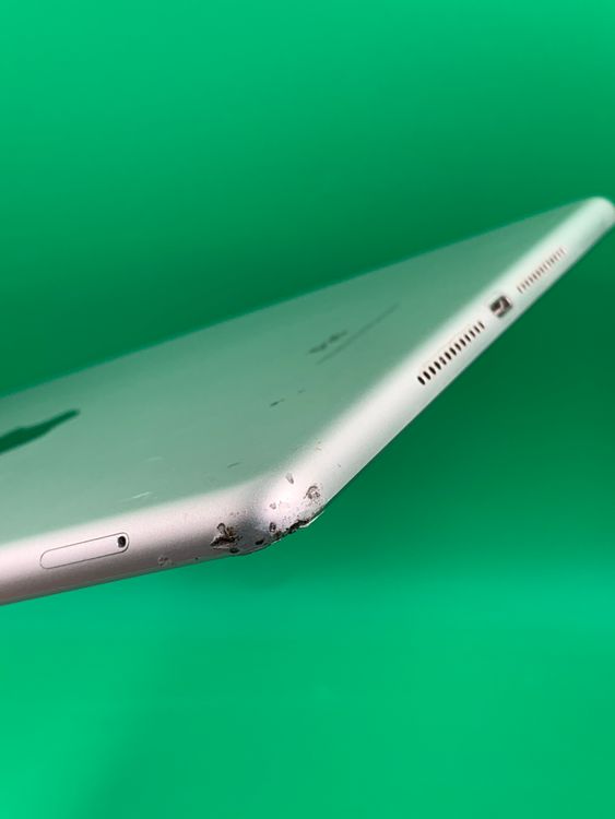 ����� iPad ��6���� Wi-Fi+Cellular 32GB ����С� SIM�ե꡼ au ��