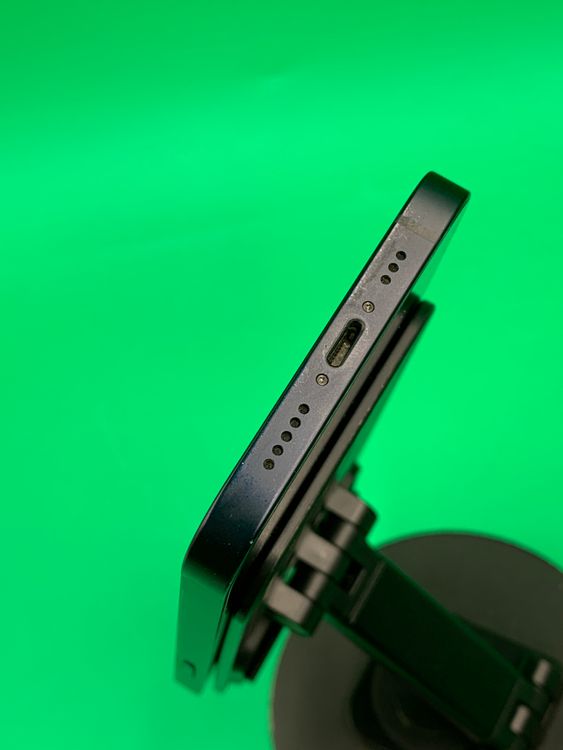 ���Хåƥ꡼���� iPhone 12 128GB �֥�å� SIM�ե꡼ KDDI ��