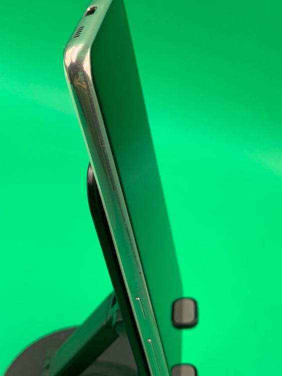 ���Хåƥ꡼���� Galaxy A21 64GB �ۥ磻�� SIM�ե꡼ docomo ��
