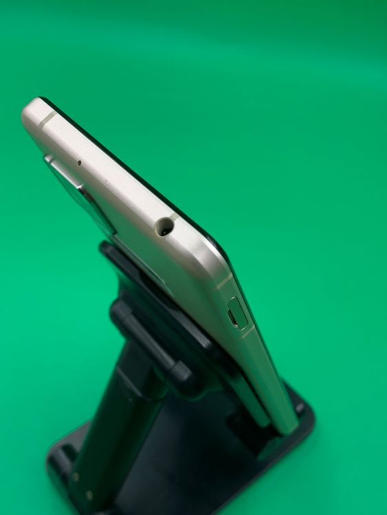 �����ʡ� ������ AQUOS sense5G 64GB ���������ɹ� KDDI ��