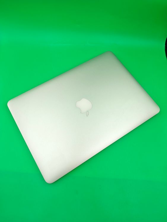 ���Хåƥ꡼���� MacBook Pro 13����� 2015 �� ��������100%