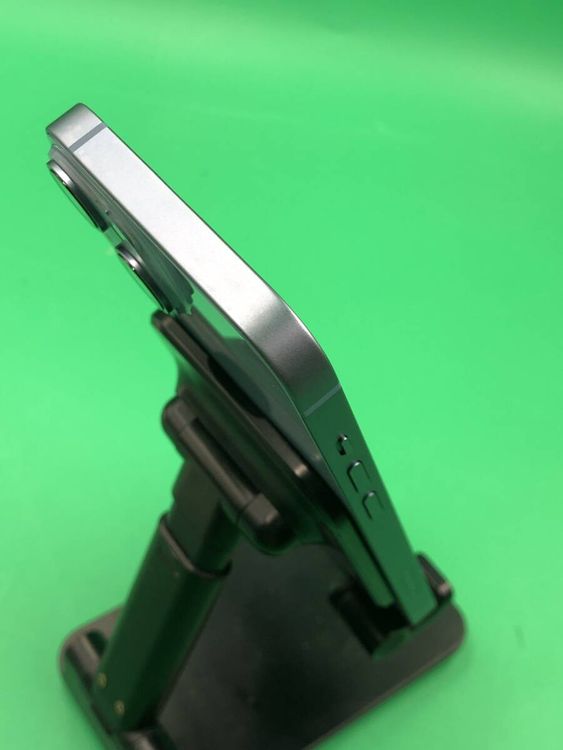 ���� iPhone 14 128GB �֥롼 ��������84%