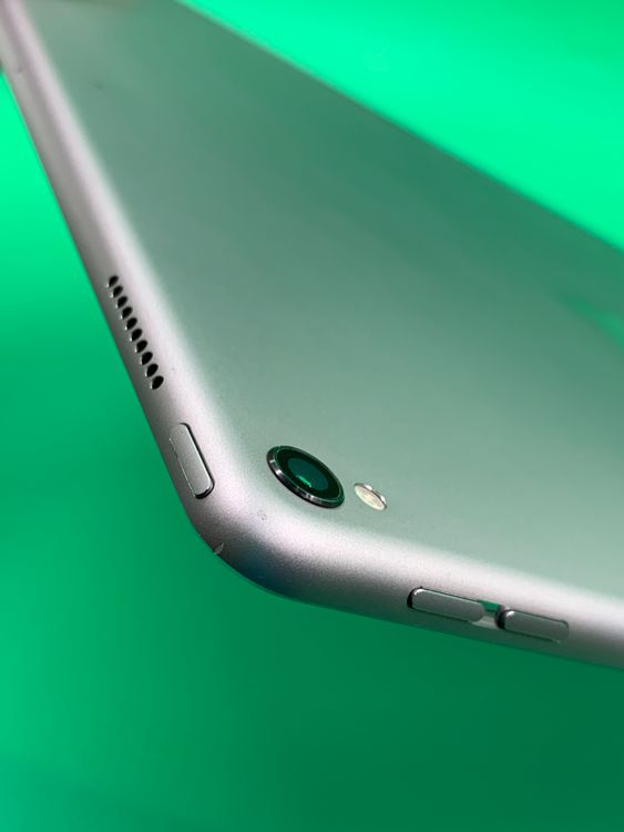 ���������� iPad Pro 12.9����� ��2���� Wi-Fi 64GB ��������88%