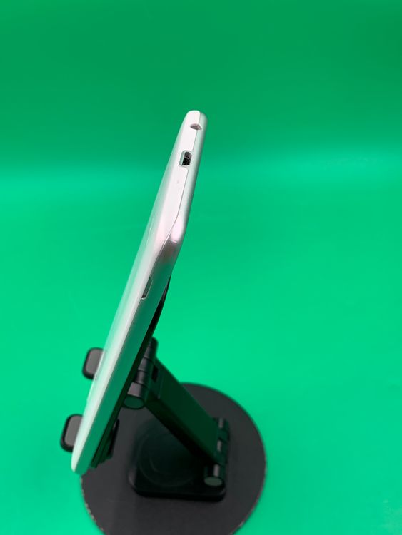 ����� LG it 32GB �ۥ磻�� SIM�ե꡼ ���������ɹ� au ��