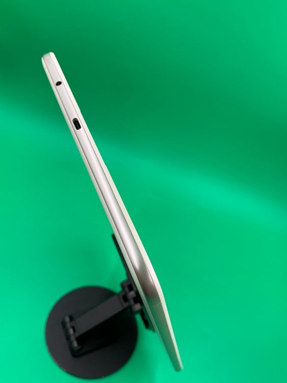 ����� Qua tab QZ10 32GB ���������ɹ� KYT33 �ۥ磻�� ��� ������
