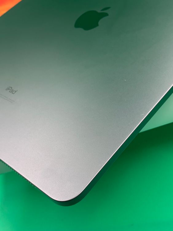 ������ iPad Pro 12.9����� ��4���� Wi-Fi 128GB ���ڡ������쥤