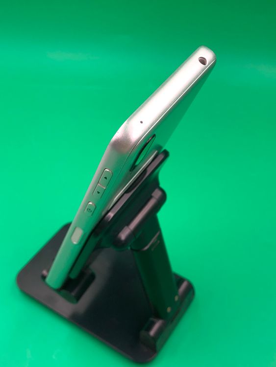 ����� BASIO active 64GB SIM�ե꡼ ���������ɹ�  KDDI ��