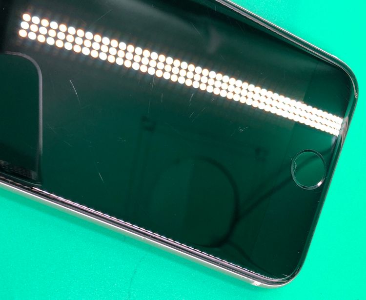 ���Хåƥ꡼���� iPhone SE ��3���� 64GB SIM�ե꡼ Softbank ��