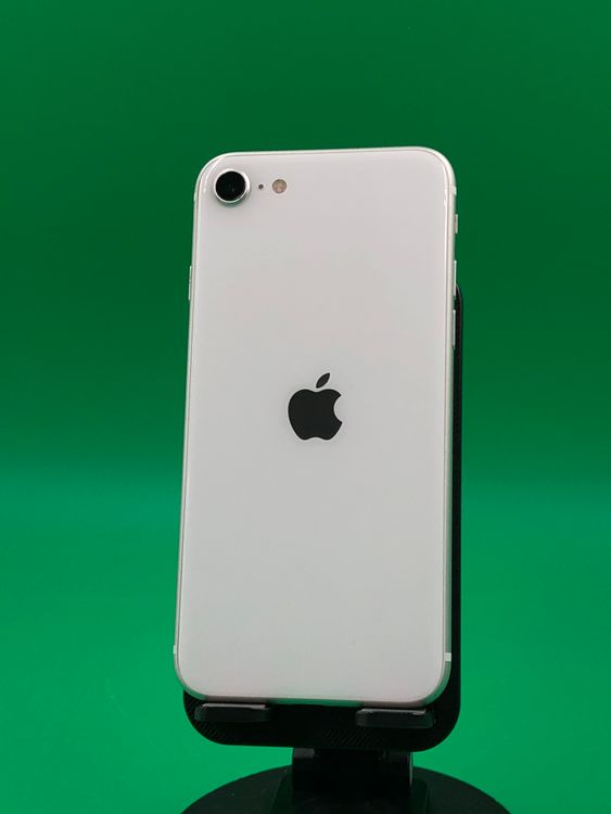 ���Хåƥ꡼���� iPhone SE ��2���� 64GB �ۥ磻�� docomo ��