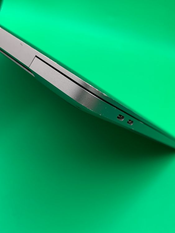 ����� MacBook Pro 16����� Core i7 2.6GHz 16GB 512GB H2