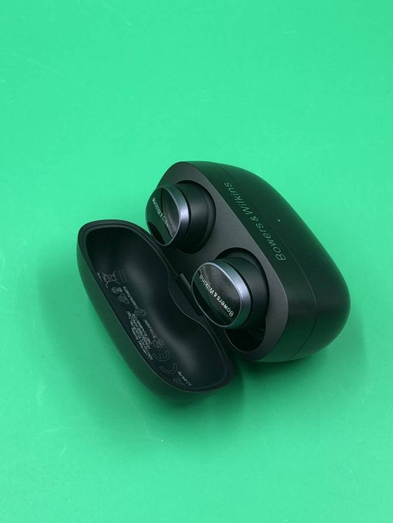 ���礤���� Bowers & Wilkins �� �֥�å�