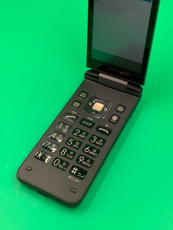 ������ GRATINA KYF39 8GB �֥�å� SIM�ե꡼ KDDI ��