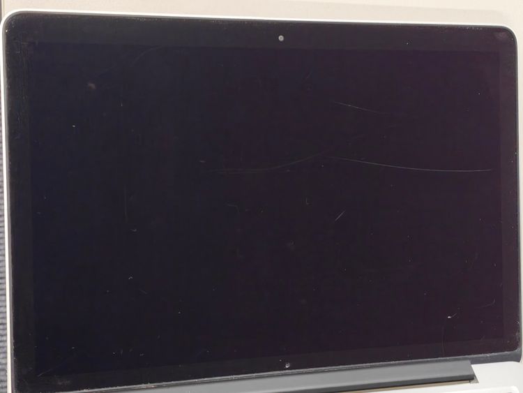 ���Хåƥ꡼���� MacBook Pro 13����� 2015 �� ��������100%